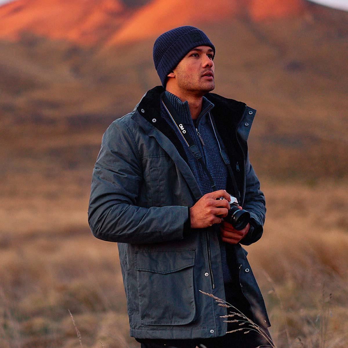 Navy Swanndri Newton Beanie Lifestyle