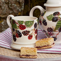 Emma Bridgewater Blackberry Half Pint Mug LS2