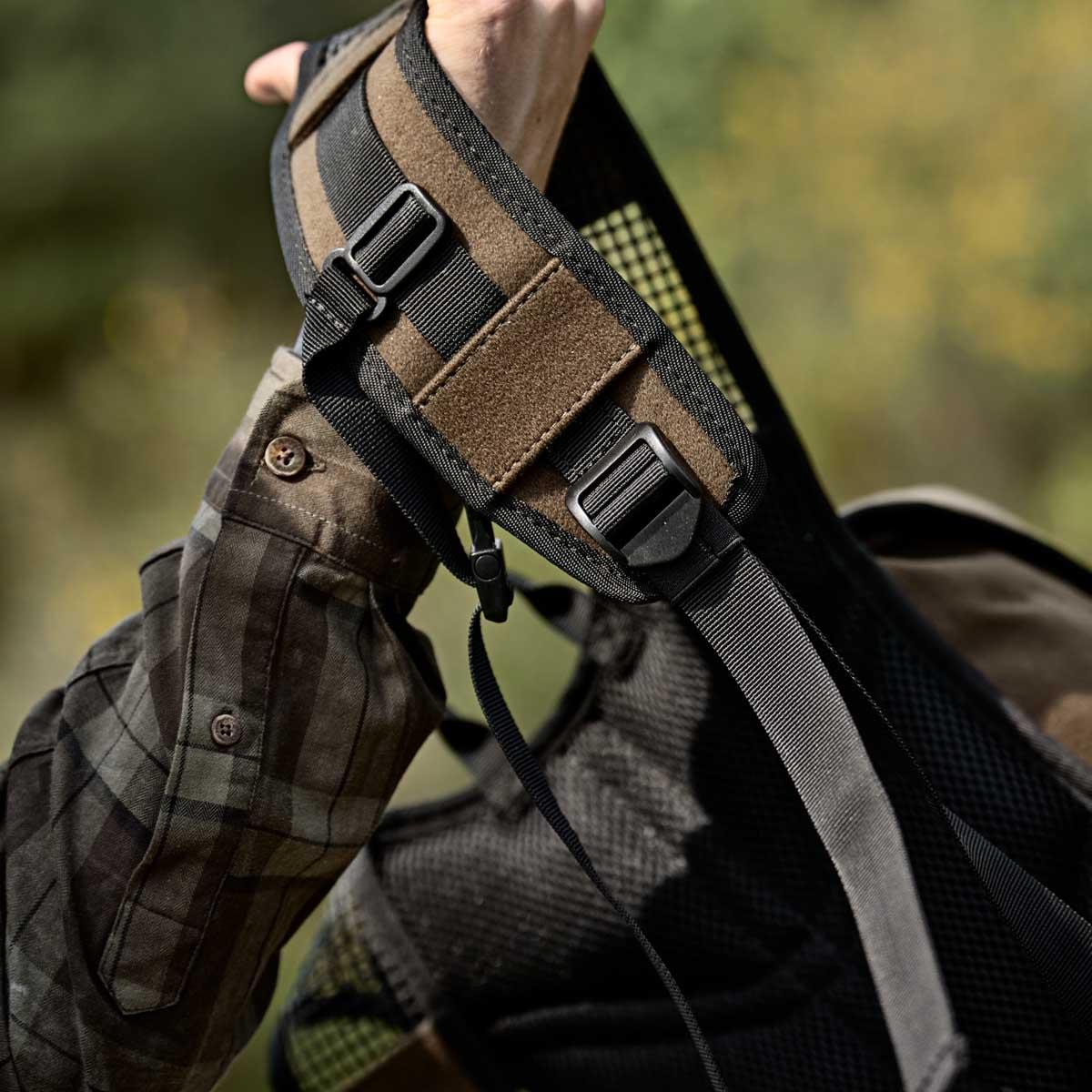 Hunting Green Harkila Forest Hunter 12L Backpack Shoulder Strap Detail