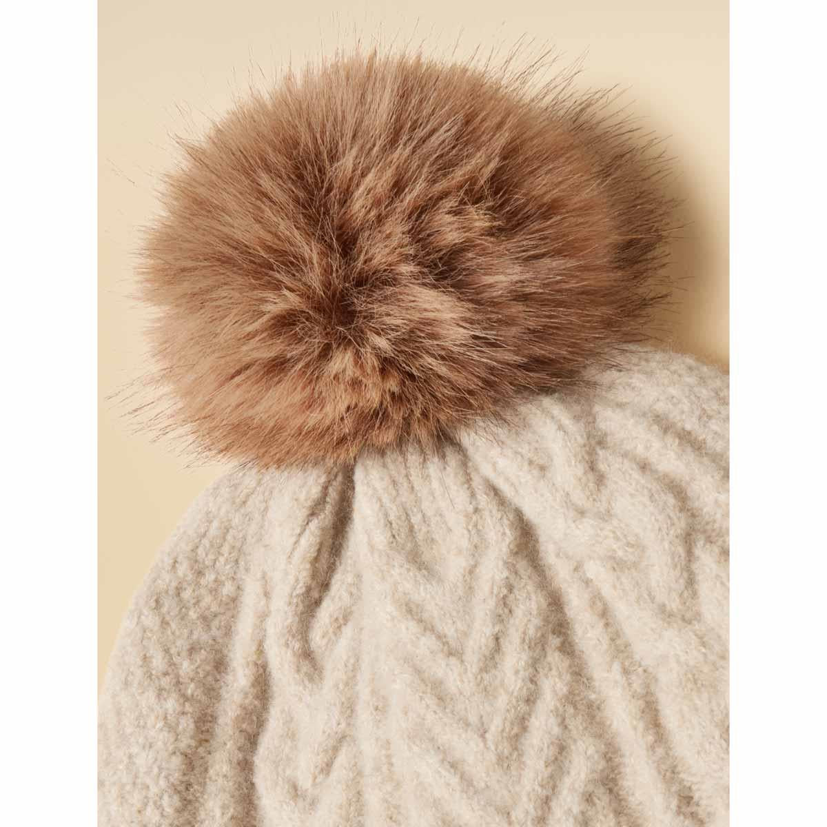 Joules Womens Cable Bobble Hat