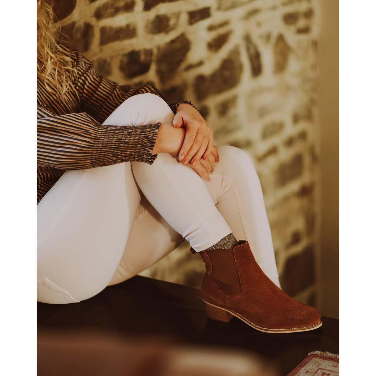 Tan Suede Chatham Womens Barbury Heeled Chelsea Boots Lifestyle