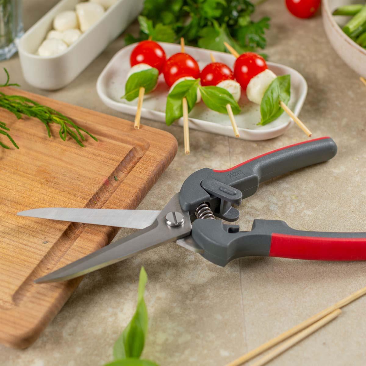 Kuhn Rikon Pro Kitchen Shears Lifestyle Open