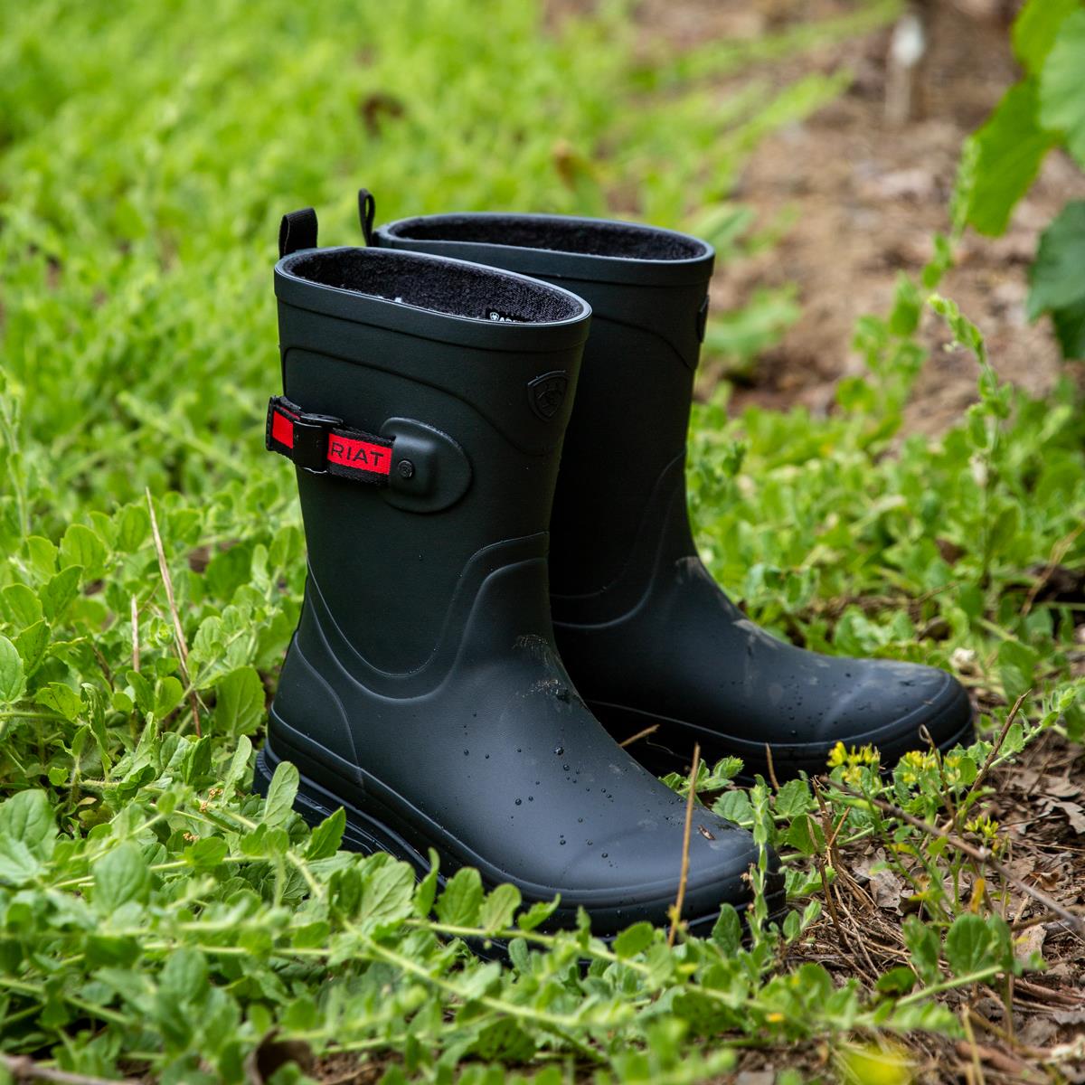 Navy Ariat Womens Kelmarsh Mid Rubber Boots Lifestyle