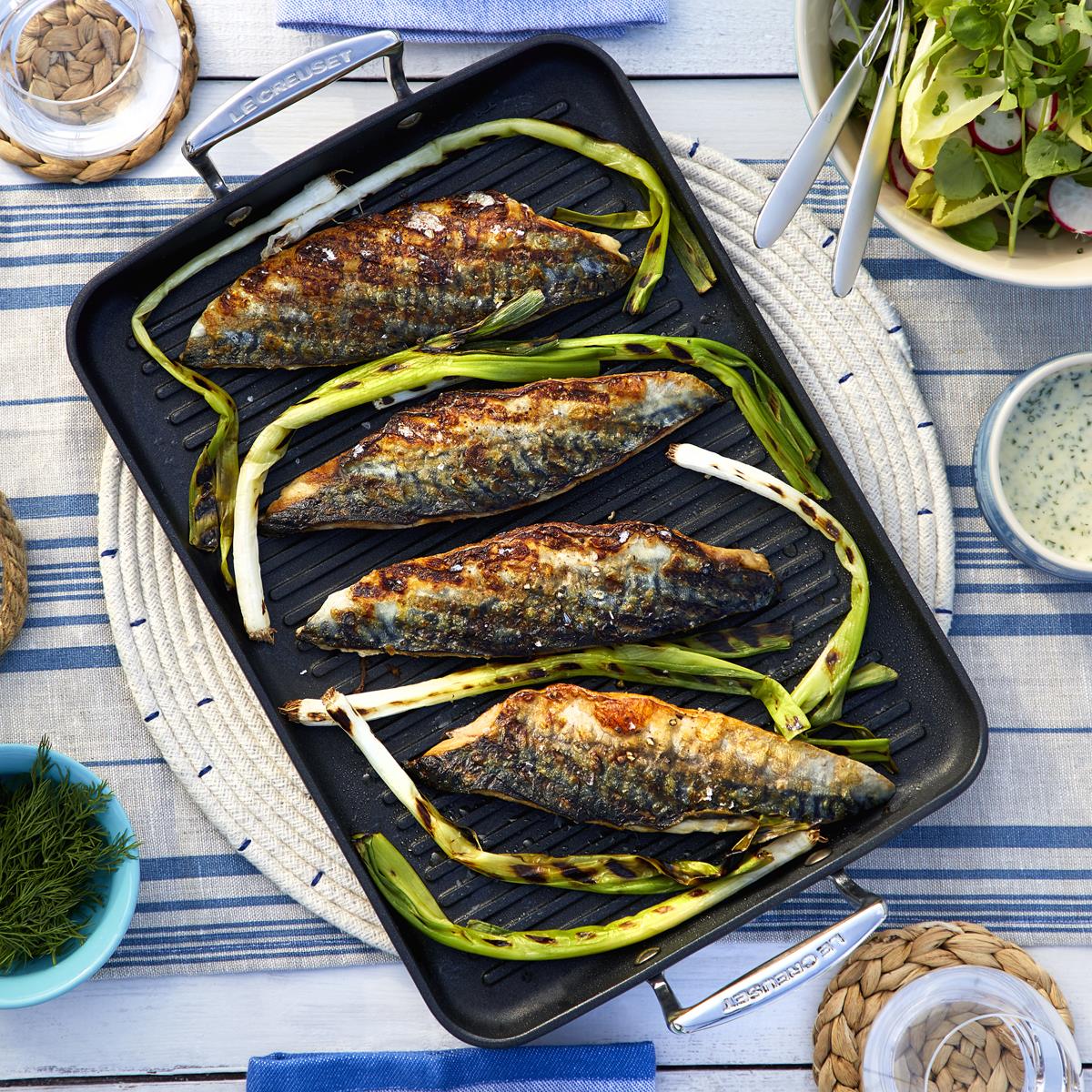 Le Creuset Toughened Non-Stick 35cm Ribbed Rectangular Grill Lifestyle