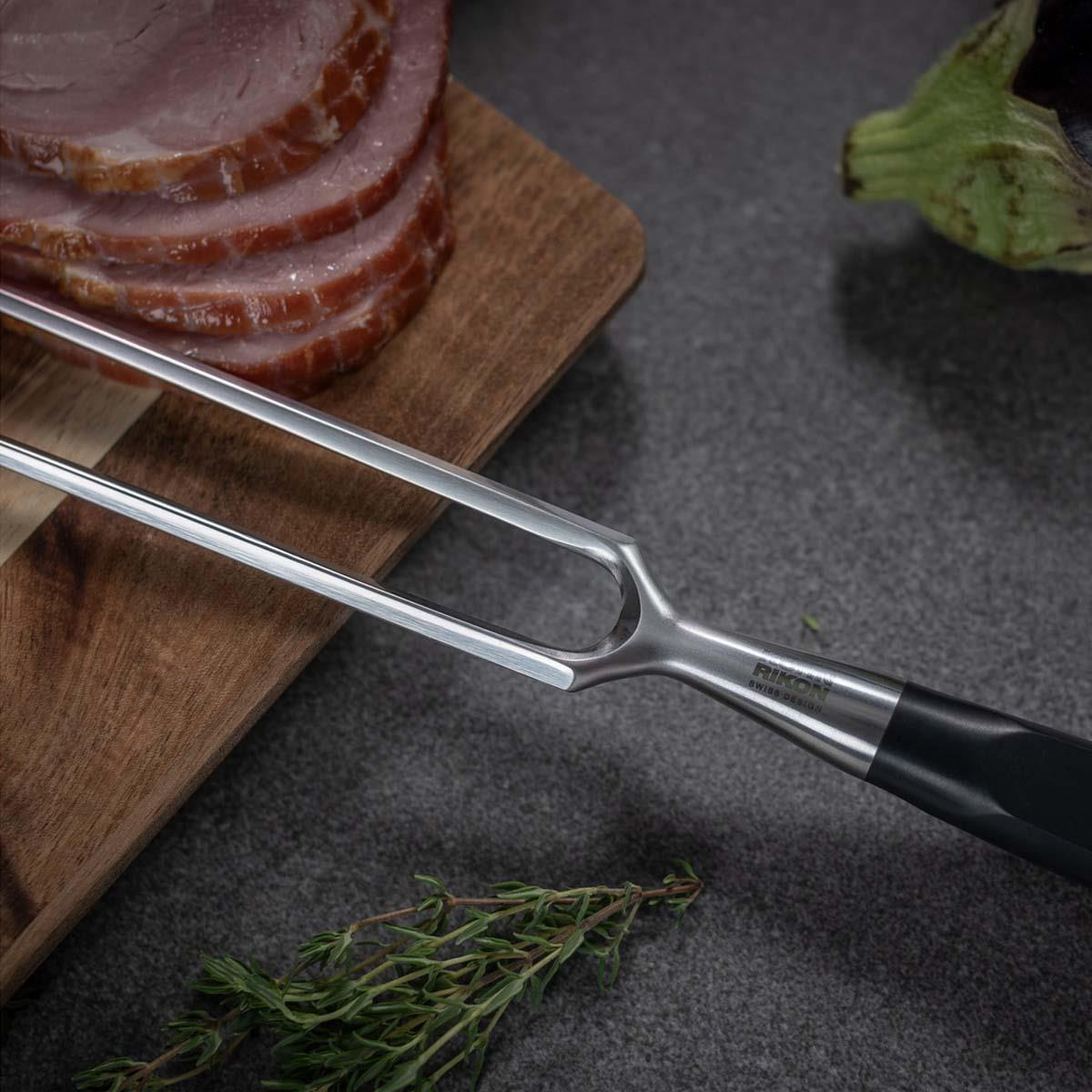 Kuhn Rikon Culinary Forged Carving Fork Detail