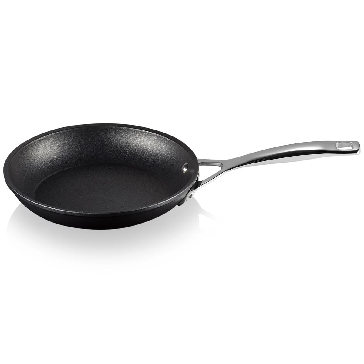 Le Creuset Toughened Non-Stick Shallow Frying Pan