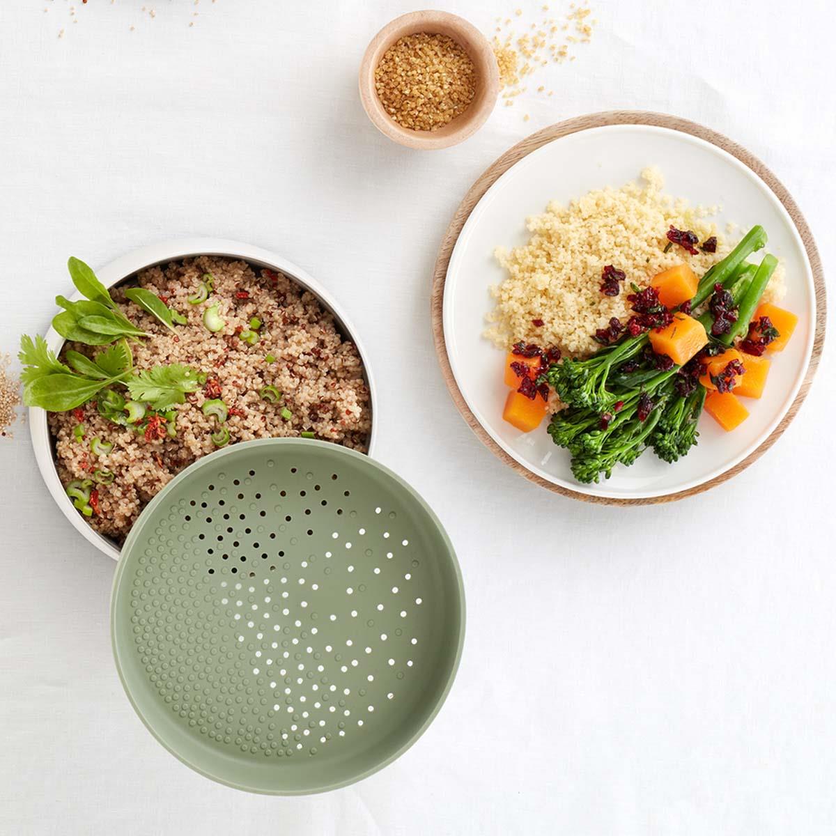 Lekue Microwave Quinoa and Rice Cooker Meal