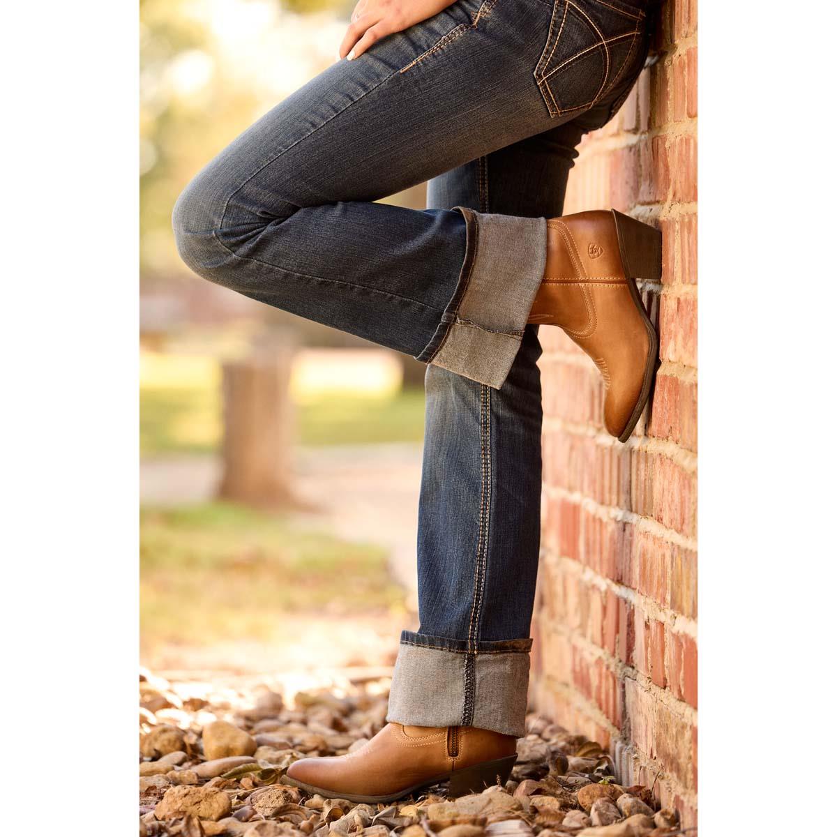 Burnt Sugar Ariat Womens Darlin Almond Toe Western Boot Lifestyle Outfit