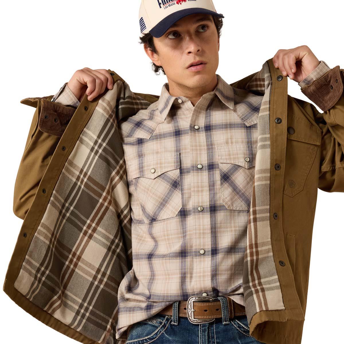 Kangaroo Ariat Mens Retro Canvas Shirt Jacket On Model