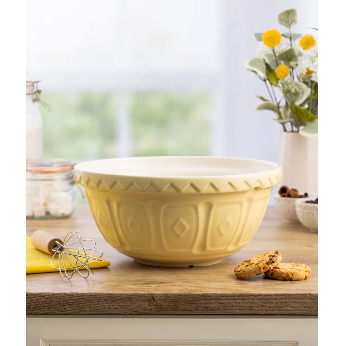 Mason Cash Butter Yellow Mixing Bowl