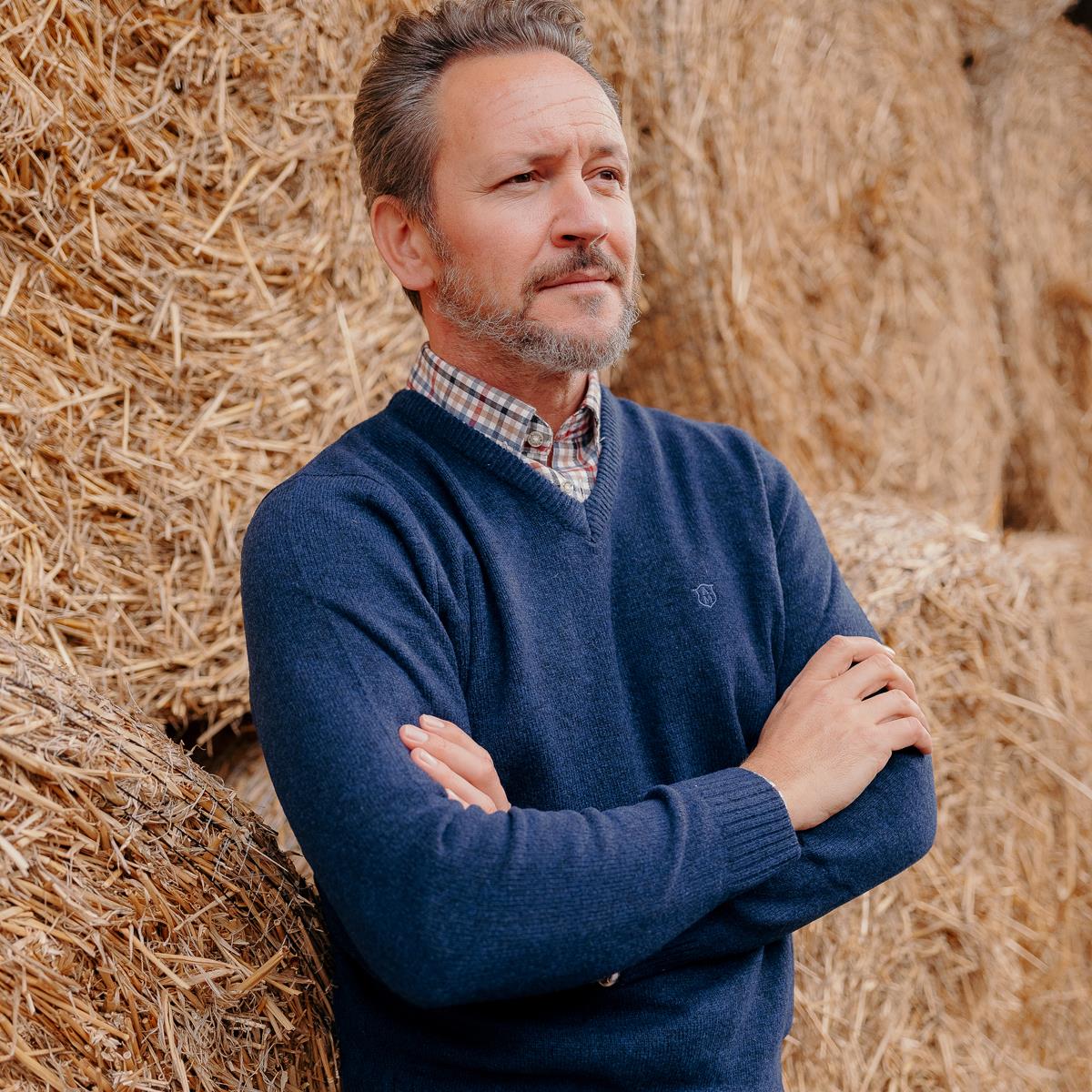 Albert and Maurice Mens Eastnor Ink V Neck Jumper Lifestyle