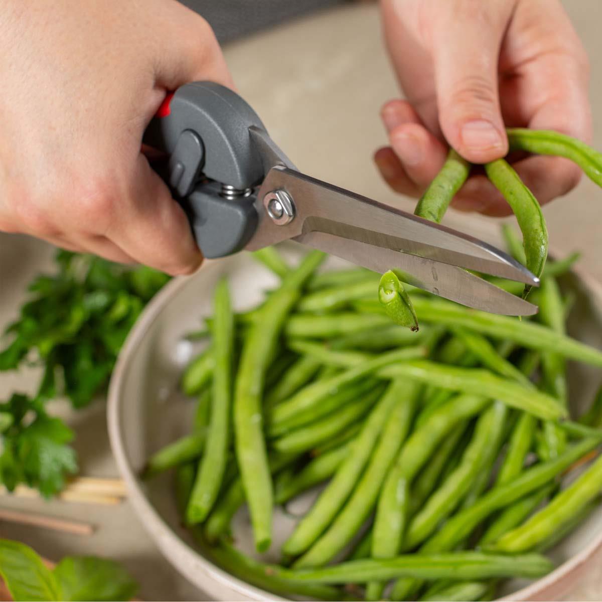 Kuhn Rikon Pro Kitchen Shears Cutting Beans