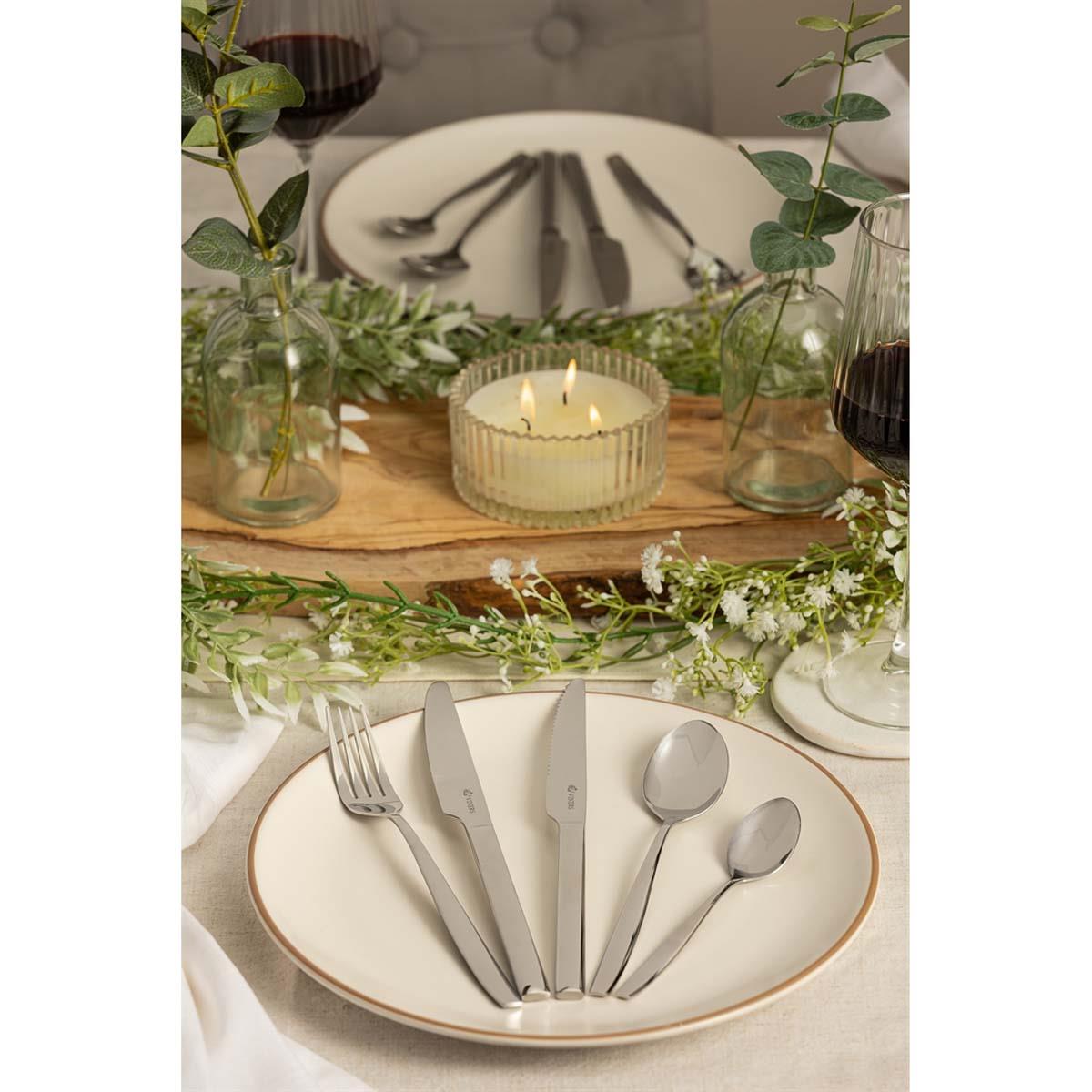 Viners Sardinia 18/0 16 Piece Cutlery Set PLUS 4 Steak Knives