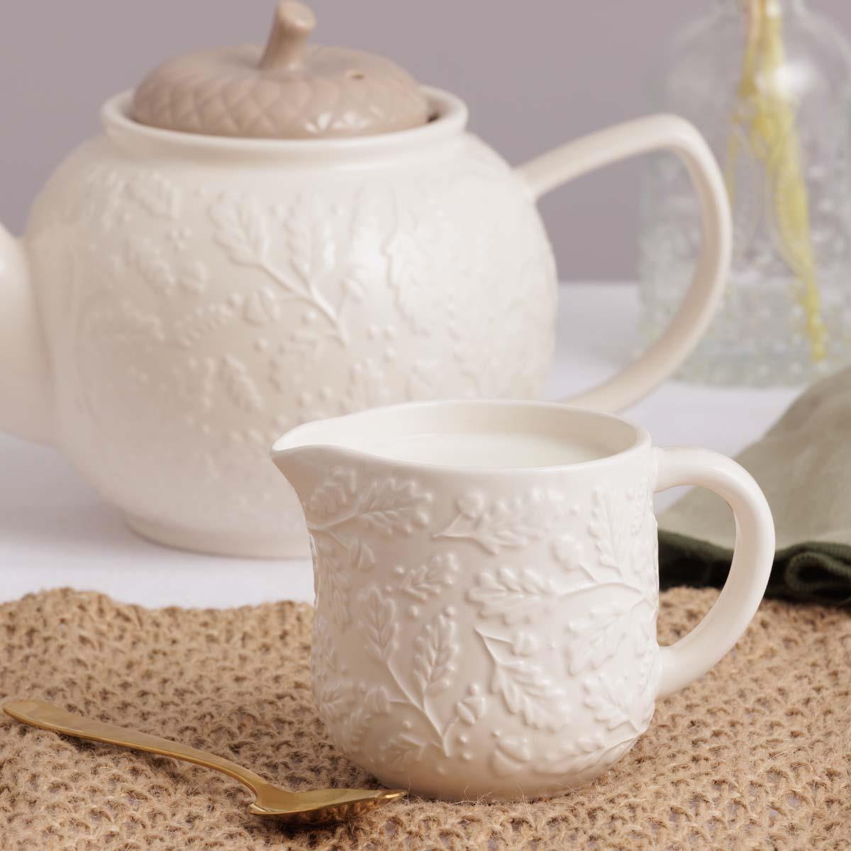 Price and Kensington Acorn Milk Jug LS4