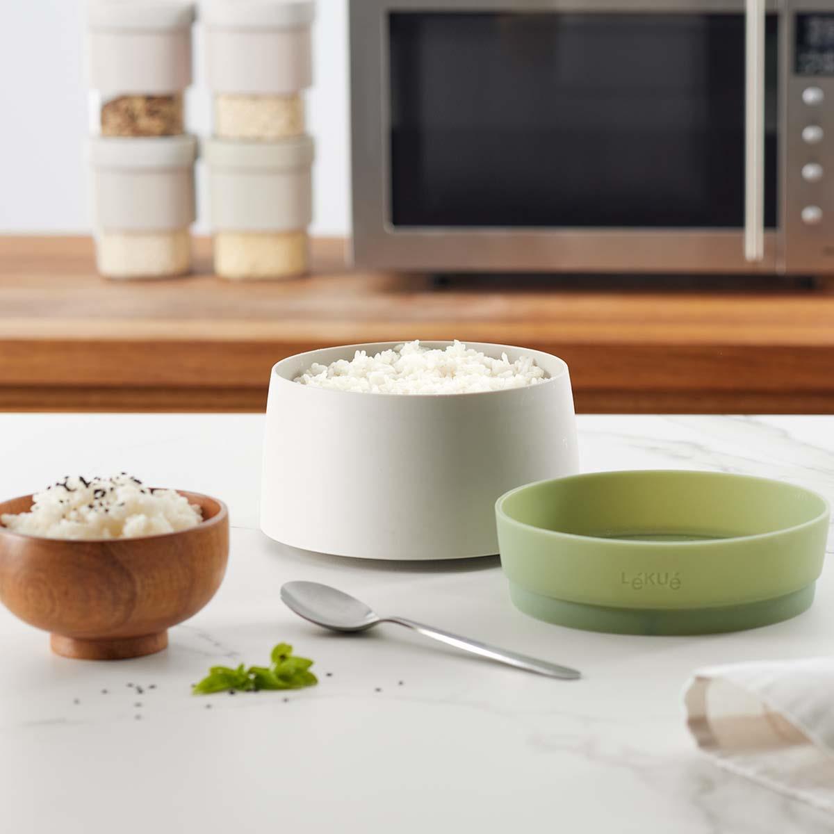 Lekue Microwave Quinoa and Rice Cooker Lifestyle