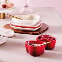 Le Creuset Stoneware Heart Plate Lifestyle In Use